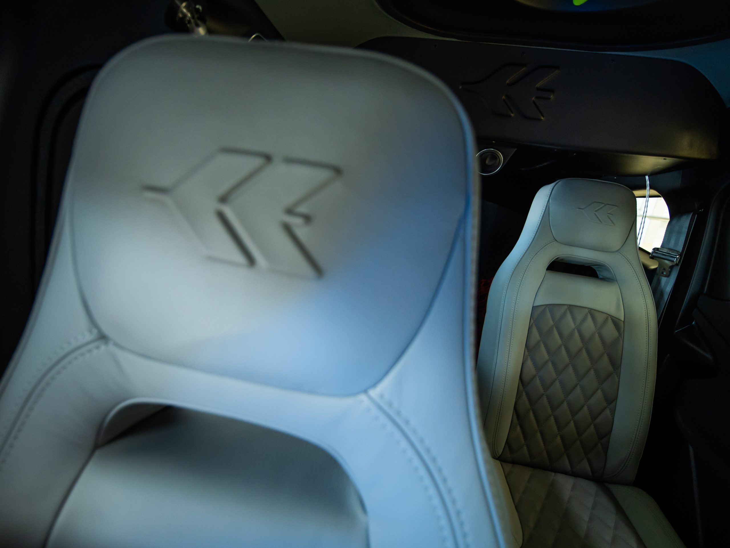 P2006T-NG-INTERIOR-1-scaled
