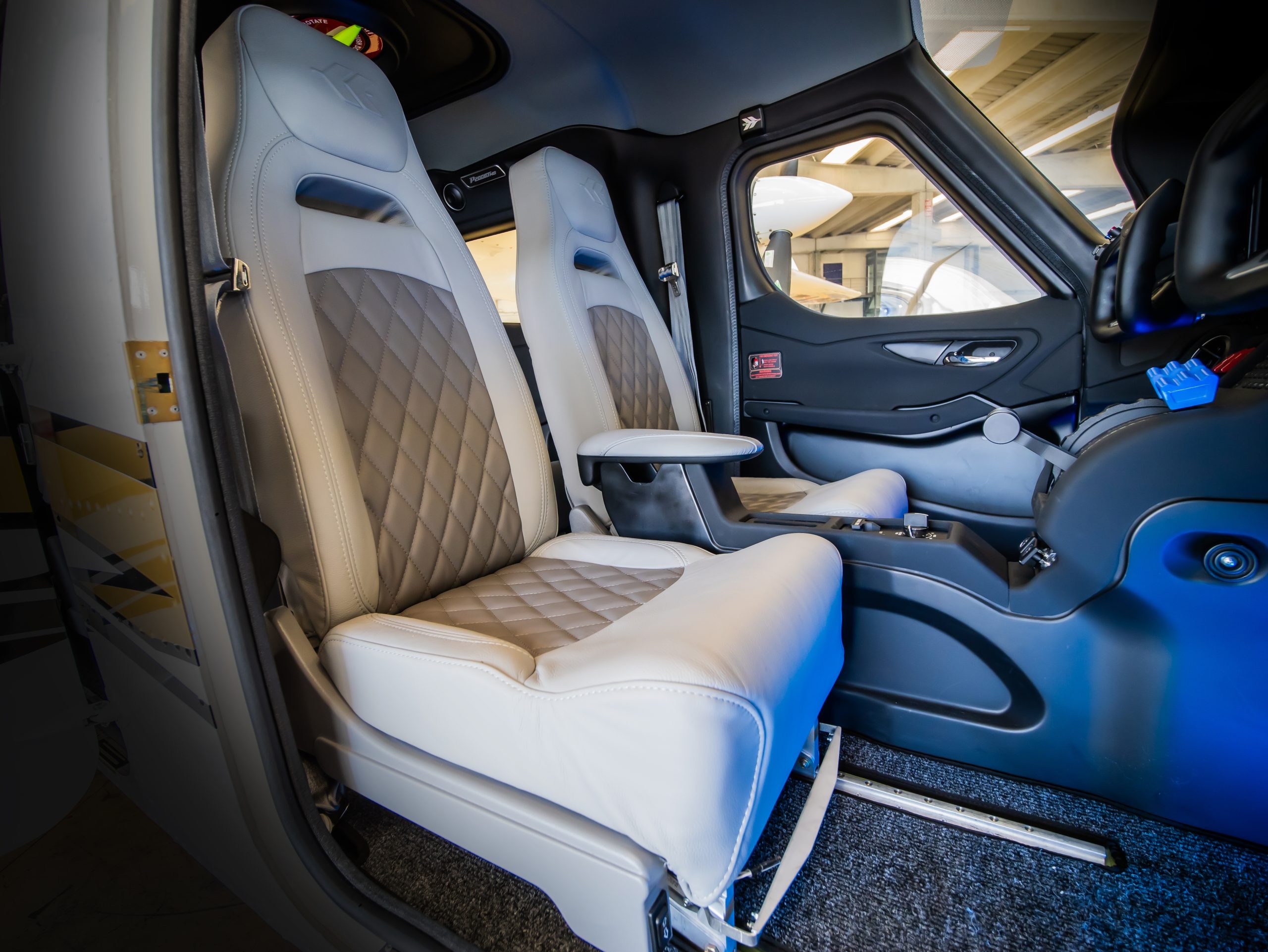 P2006T-NG-INTERIOR-7-scaled
