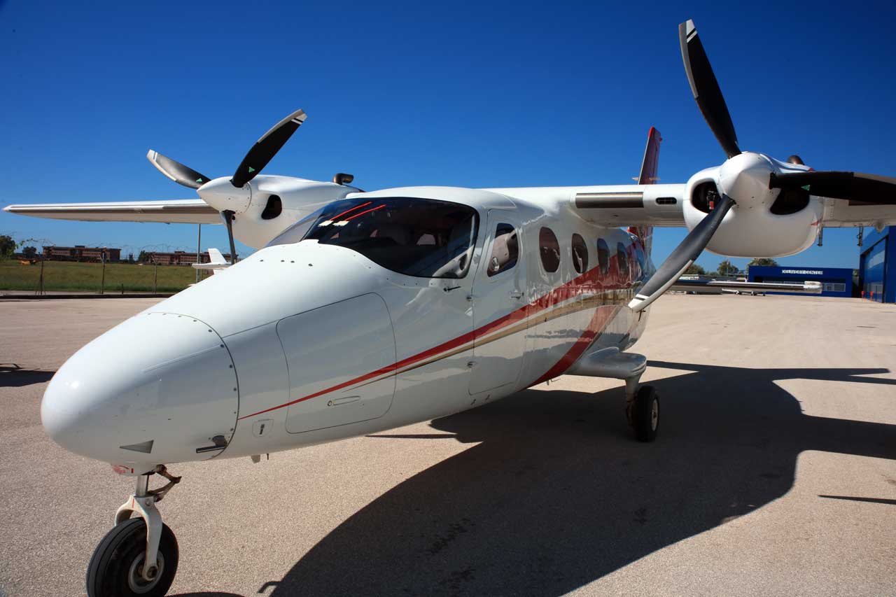 P2012-STOL-1B8A8156