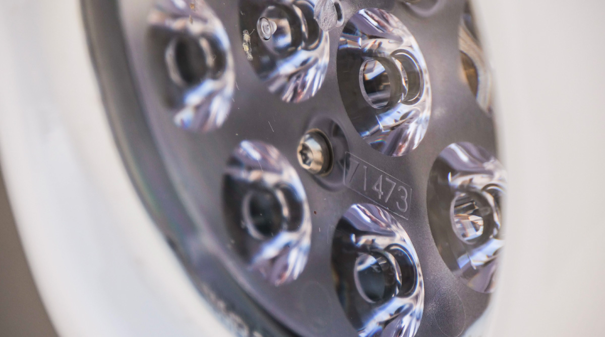 P2002 Sierra lights detail